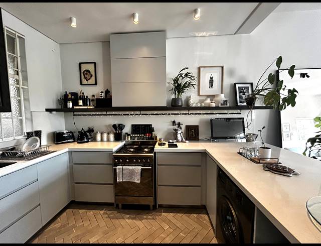 2 BEDROOM APARTMENT FOR SALE IN HOUGHTON ESTATE